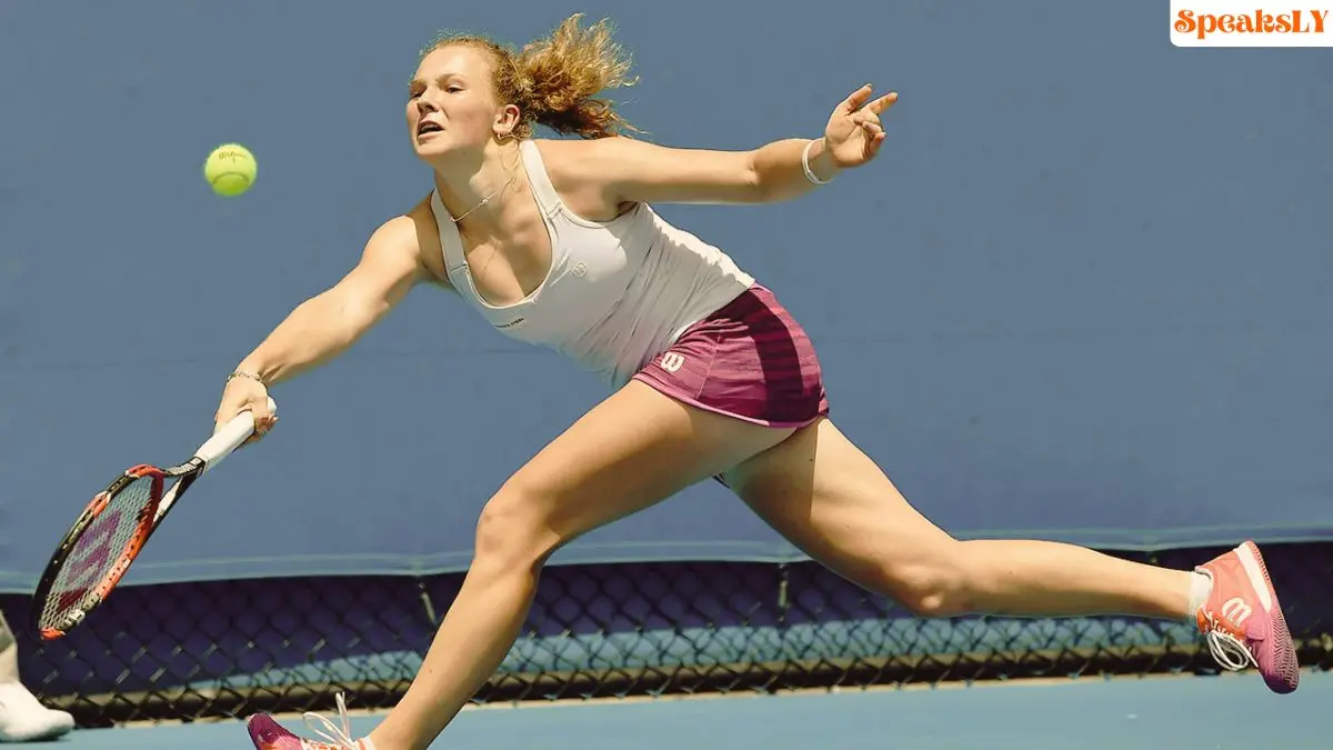 Katerina Siniakova Shines in Guangzhou Open Quarterfinals