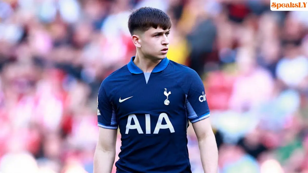 Mikey Moore: Tottenham’s Rising Star Mikey Moore Draws Neymar ...