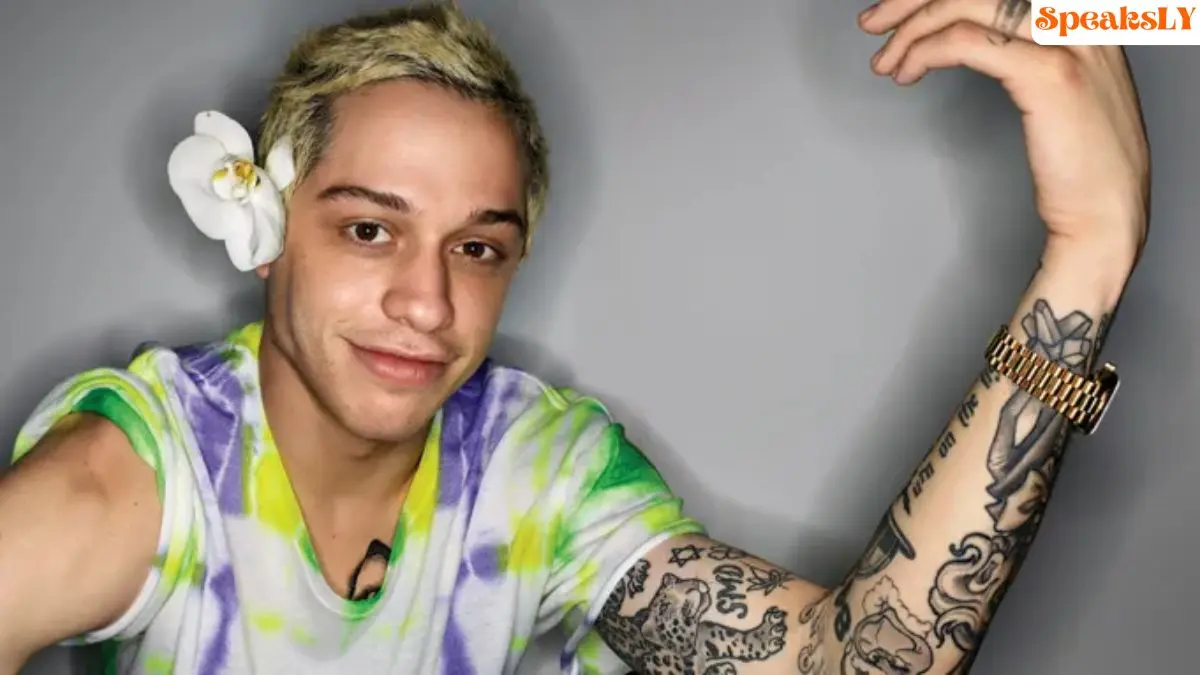 Pete Davidson: Pete Davidson Returns to SNL for Hilarious Musical Sketch with John Mulaney